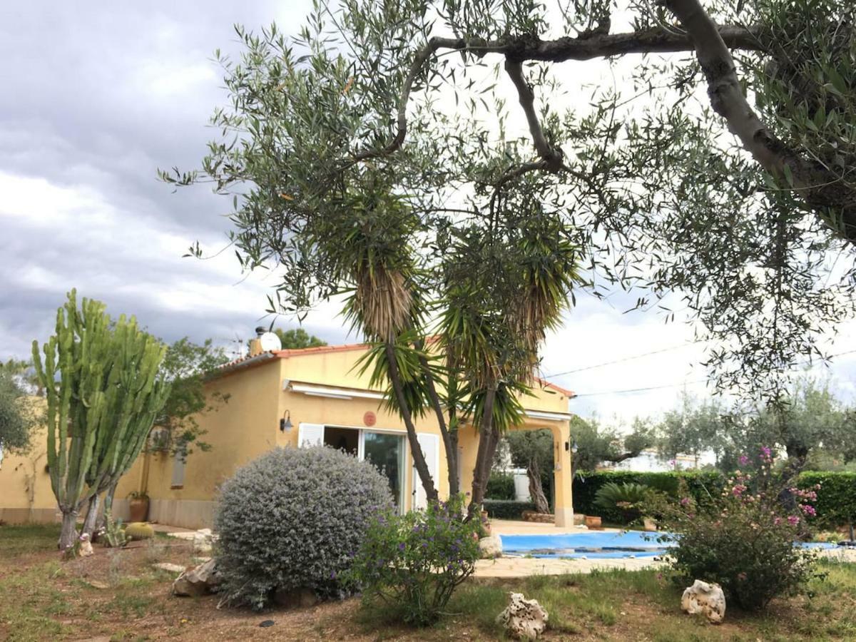 La Inopia Villa L'Ampolla Bagian luar foto