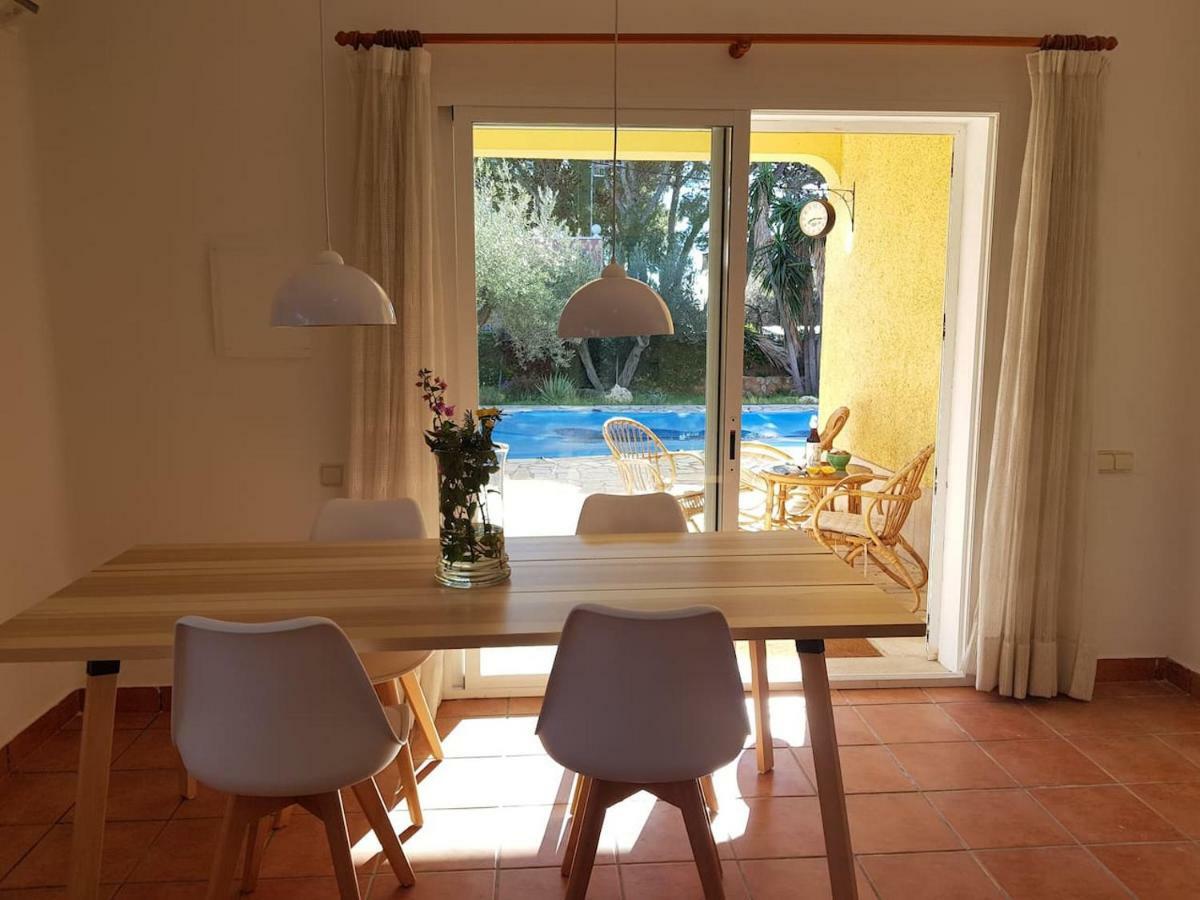 La Inopia Villa L'Ampolla Bagian luar foto
